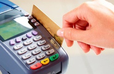Cuộc chiến không hồi kết của thẻ tín dụng nội - ngoại: Ai là kẻ thắng cuộc?