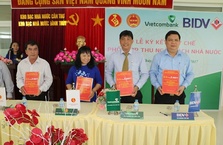 Vietcombank Tây Cần Thơ ký kết quy chế phối hợp thu ngân sách Nhà nước
