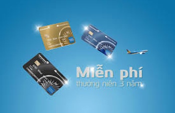 Tặng thẻ Hội viên Bông Sen Vàng cho chủ thẻ Vietcombank Vietnam Airlines American Express phát hành mới.