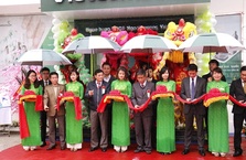 Vietcombank Quảng Trị khai trương phòng giao dịch Hải Lăng