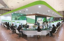 Vietcombank dẫn đầu Top 10 ngân hàng Việt uy tín nhất, “gương mặt” mới xuất hiện gọi tên TPBank