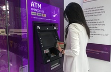 Sớm chuyển đổi sang thẻ chip để giảm mối lo mất tiền