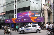 Ngân hàng tự động của TPBank thu hút khách ngoại quốc