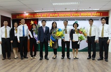 VIETCOMBANK CÔNG BỐ CÁC QUYẾT ĐỊNH VỀ CÔNG TÁC CÁN BỘ TẠI VCBL