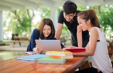 Nhiều ưu đãi khi giới thiệu mở thẻ tín dụng Sacombank