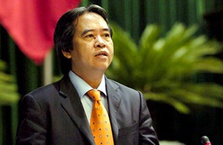 Thống đốc NHNN Nguyễn Văn Bình trả lời chất vấn trước Quốc hội (25/11/2011)