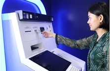 Viet Capital Bank ra mắt dịch vụ nộp/rút tiền bằng căn cước công dân