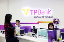 Tiền gửi tiết kiệm tiếp tục bị cạnh tranh mạnh từ các kênh đầu tư khác