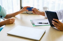 BIDV hỗ trợ thanh toán viện phí trực tuyến