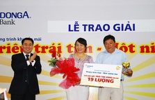 "Triệu trái tim - Một niềm tin" - 19 lượng vàng PNJ-DongA Bank đã được trao