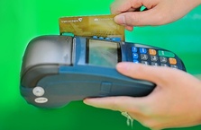 VIETCOMBANK TRIỂN KHAI PHỐI HỢP THU NGÂN SÁCH NHÀ NƯỚC SỬ DỤNG MÁY POS