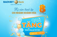 BAOVIET Bank Khánh Hòa tặng quà cho khách hàng