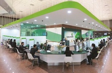 "Bẫy" nhảy việc trong ngân hàng