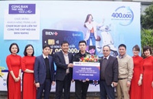 Chủ thẻ BIDV Smart trúng giải Xe máy Vespa trị giá 77 triệu đồng