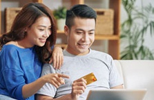 Chủ thẻ Sacombank Mastercard được miễn phí bảo hiểm mua sắm trực tuyến
