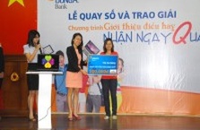 Trao giải thưởng đợt 2 chương trình "Giới thiệu điều hay, nhận ngay quà tặng"