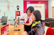 Thu thập sinh trắc học trên Agribank Plus - Cơ hội rinh iPhone 16 mỗi ngày