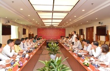 Đoàn công tác của Đảng ủy Khối Doanh nghiệp Trung ương làm việc với Đảng bộ Vietcombank