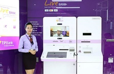 “Chạm” từ điện thoại đến điểm giao dịch: dịch vụ ngân hàng bây giờ “đỉnh” thế nào?
