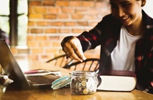 Người trẻ và tư duy tiết kiệm