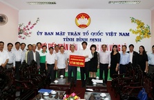 Vietcombank ủng hộ 1 tỷ đồng cho đồng bào vùng lũ tỉnh Bình Định