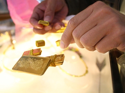 Đảo chiều, vàng tái lập mốc 47 triệu đồng mỗi lượng (25/9/2012)