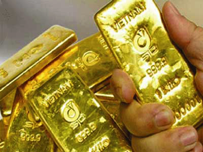 Đồng USD tăng mạnh khiến cho giá vàng trượt dốc (28/2/2012)