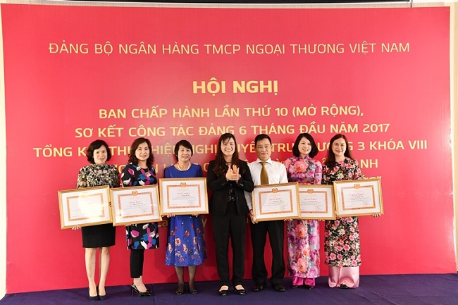 Đảng bộ Vietcombank tổ chức Hội nghị BCH lần thứ 10 (mở rộng), sơ kết công tác Đảng 6 tháng đầu năm và Tổng kết thực hiện Nghị quyết TW3
