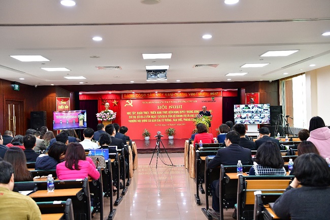 Đảng bộ Vietcombank tổ chức Hội nghị học tập, quán triệt, triển khai thực hiện Nghị quyết Trung ương 4 Khóa XII và Chỉ thị 05 của Bộ Chính trị