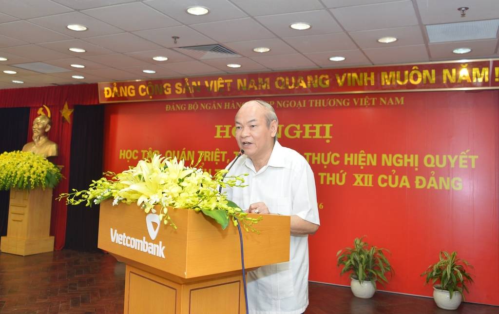 Đảng ủy Vietcombank tổ chức Hội nghị học tập, quán triệt Nghị quyết Đại hội Đảng toàn quốc lần thứ XII