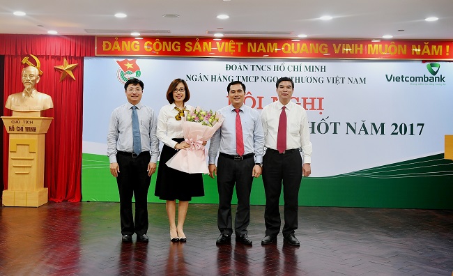Đoàn thanh niên Vietcombank tổ chức “Hội nghị cán bộ Đoàn chủ chốt năm 2017” và kiện toàn chức danh Bí thư Đoàn Vietcombank khóa II  nhiệm kỳ 2012-2017