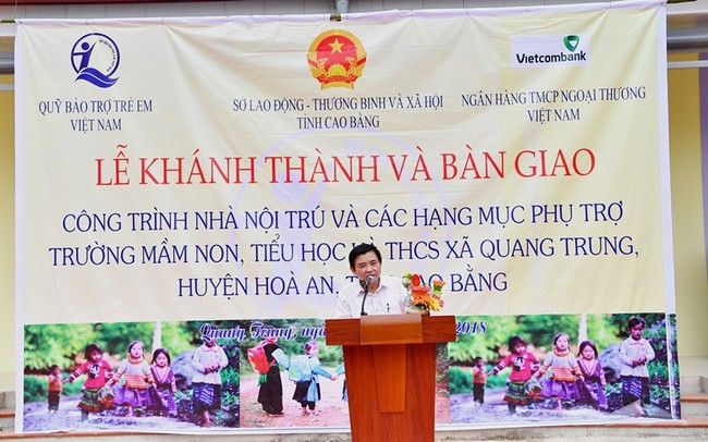 Lễ khánh thành, bàn giao công trình nhà nội trú và các hạng mục phụ trợ trường Mầm non, Tiểu học và THCS tại tỉnh Cao Bằng do Vietcombank tài trợ 5 tỷ đồng kinh phí xây dựng