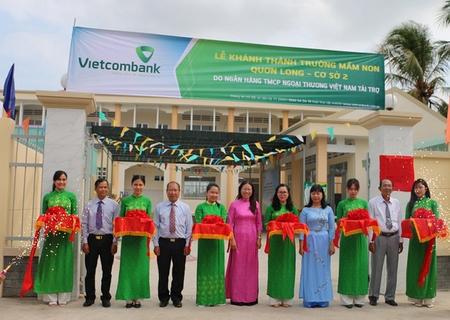 Lễ khánh thành trường mầm non Quơn Long tại huyện Chợ Gạo, tỉnh Tiền Giang do Vietcombank tài trợ 3 tỷ đồng kinh phí xây dựng