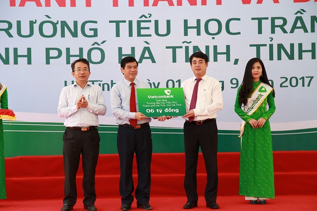 Lễ khánh thành và bàn giao các công trình an sinh xã hội do Vietcombank tài trợ trên địa bàn tỉnh Hà Tĩnh