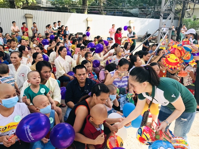Nhiều hoạt động ý nghĩa của Vietcombank dành cho các em thiếu nhi nhân dịp Tết trung thu 2017