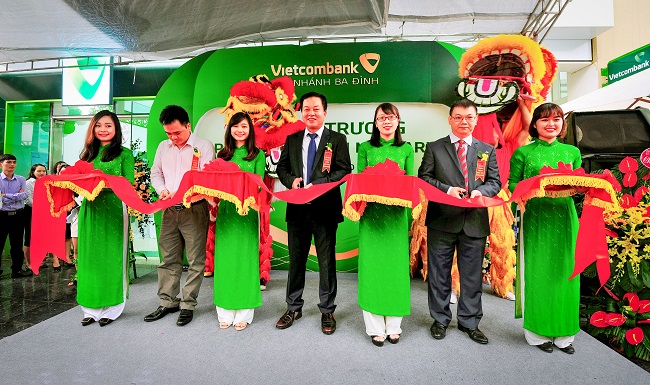 Vietcombank Ba Đình khai trương Phòng giao dịch Mandarin