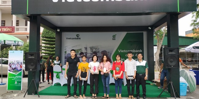 Vietcombank chào đón tân sinh viên các trường đại học, cao đẳng năm 2018