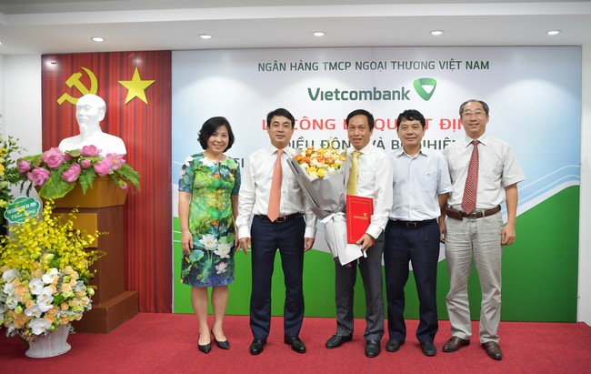 Vietcombank công bố quyết định điều động và bổ nhiệm giám đốc chi nhánh Chương Dương