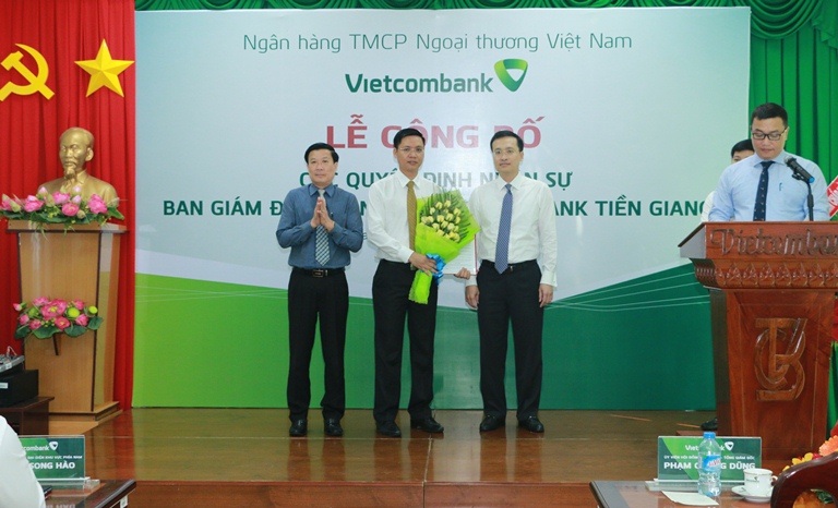 Vietcombank công bố quyết định về nhân sự lãnh đạo Chi nhánh Tân Định và Chi nhánh Tiền Giang