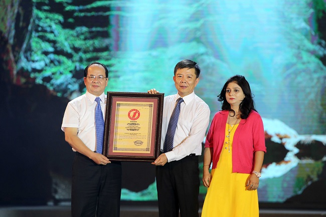 Vietcombank đồng hành cùng Chương trình “Lễ hội Hang động Quảng Bình năm 2017”