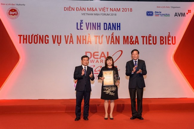 Vietcombank được vinh danh “Thương vụ tiêu biểu nhất thập kỷ” (2009 - 2018) tại diễn đàn M&A Việt Nam 2018