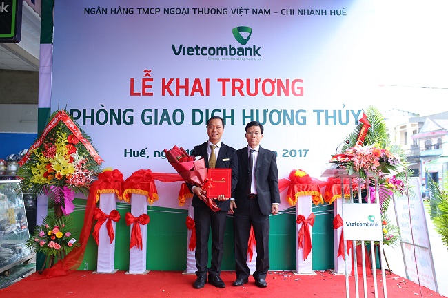 Vietcombank Huế khai trương Phòng giao dịch Hương Thủy