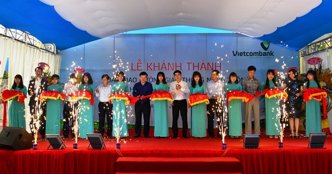 Vietcombank khánh thành công trình đường nông thôn mới tại Hưng Yên trị giá 3 tỷ đồng