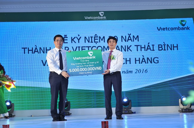 Vietcombank Thái Bình kỷ niệm 20 năm thành lập và Hội nghị khách hàng