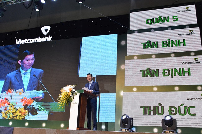 Vietcombank tổ chức Lễ kỷ niệm 10 năm thành lập 8 chi nhánh Vietcombank tại Thành phố Hồ Chí Minh