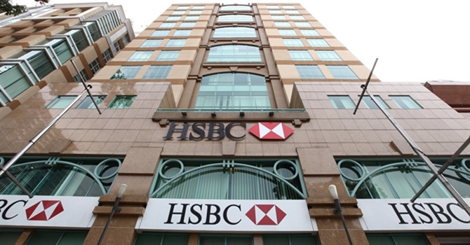 Chi tiêu lớn, khách hàng “choáng” với cách tính lãi suất khi dùng thẻ tín dụng HSBC