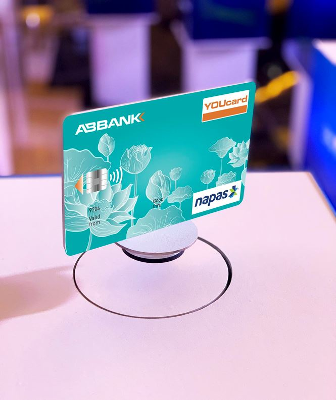 Năm 2020 ABBank sẽ cán đích chuyển đổi thẻ từ sang thẻ chip - ảnh 1