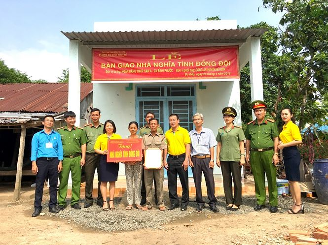 Nam A Bank chung tay vì người nghèo tỉnh Lâm Đồng - ảnh 1