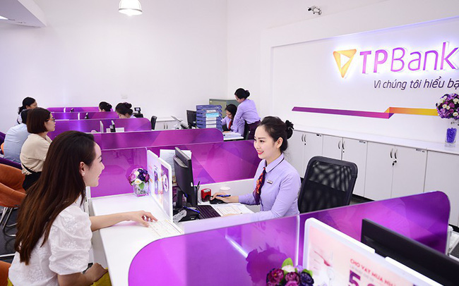 Vì sao TPBank được Vietnam Report xếp Top 10 ngân hàng uy tín nhất Việt Nam?