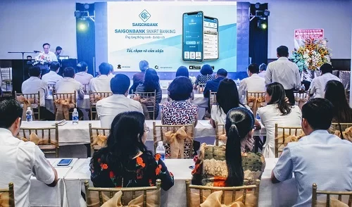 Lễ ra mắt ứng dụng Saigonbank Smart Banking hôm 16/10.